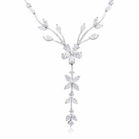 3.40ct Diamond 18k White Gold Floral Necklace