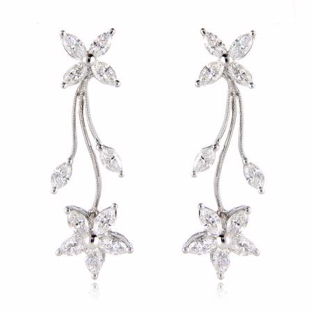 Diamond 18k White Gold Floral Earrings