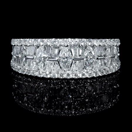 1.25ct Diamond 18k White Gold Wedding Band Ring