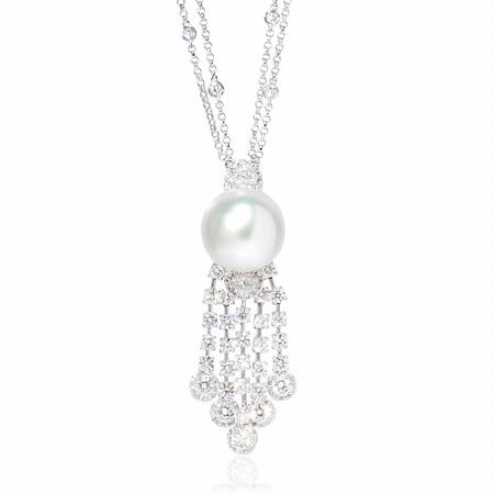 4.47ct Diamond and Pearl 18k White Gold Necklace