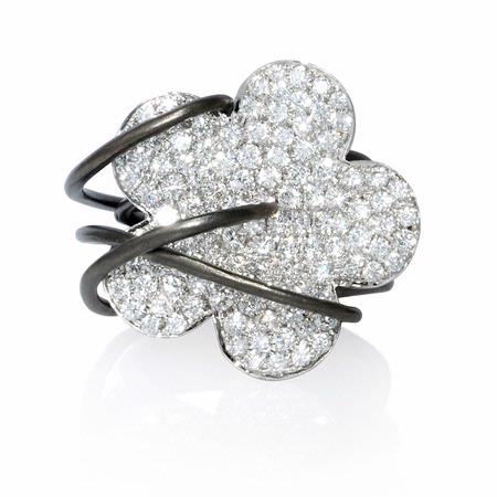 Diamond 18k White Gold Floral Ring