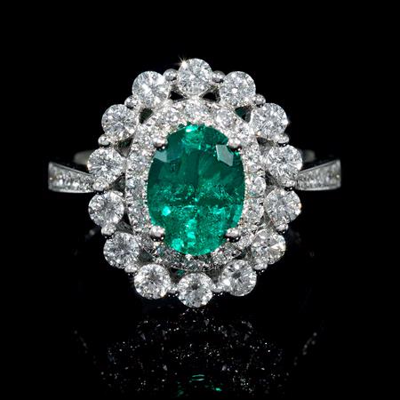 1.23ct Diamond and Emerald 18k White Gold Ring