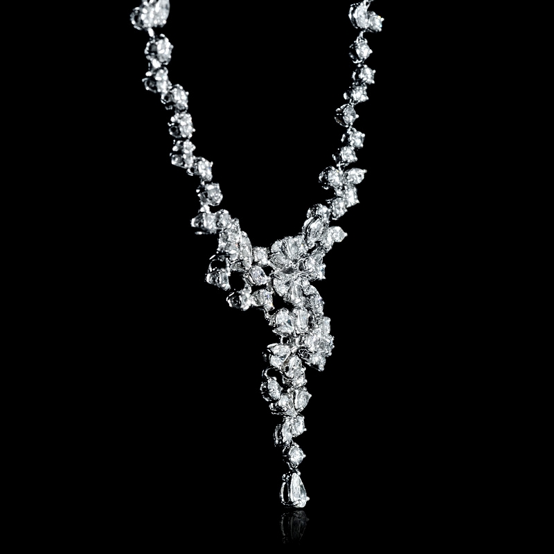 Diamond 18k White Gold Flower Necklace (#6029)