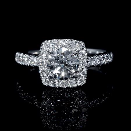 .50ct Diamond 18k White Gold Halo Engagement Ring Setting
