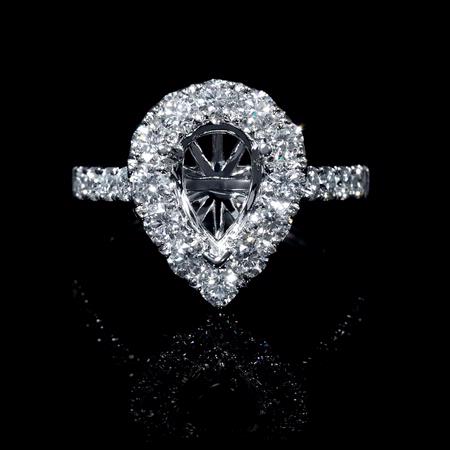 Diamond Pear Shaped 18k White Gold Engagement Ring Setting