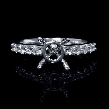 .33ct Diamond 18k White Gold Engagement Ring Setting