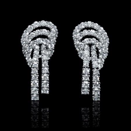 2.81ct Diamond 18k White Gold Dangle Earrings