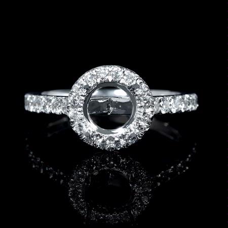 Diamond 18k White Gold Halo Engagement Ring Setting
