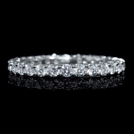 Diamond 18k White Gold Eternity Wedding Band Ring