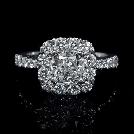 .76ct Diamond 18k White Gold Halo Engagement Ring Setting