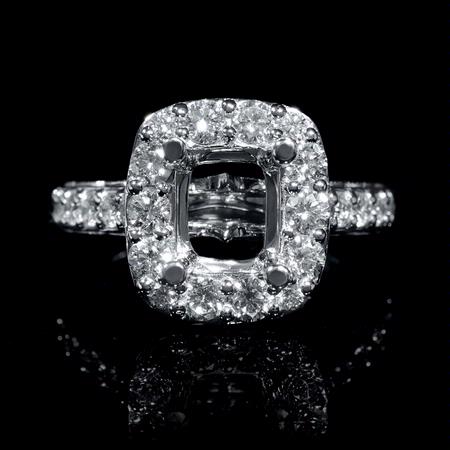 1.17cts Diamond 18k White Gold Halo Engagement Ring Setting